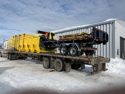 2020 Ram 5500 & Hook Trailer & 5 Cans & A Flatbe