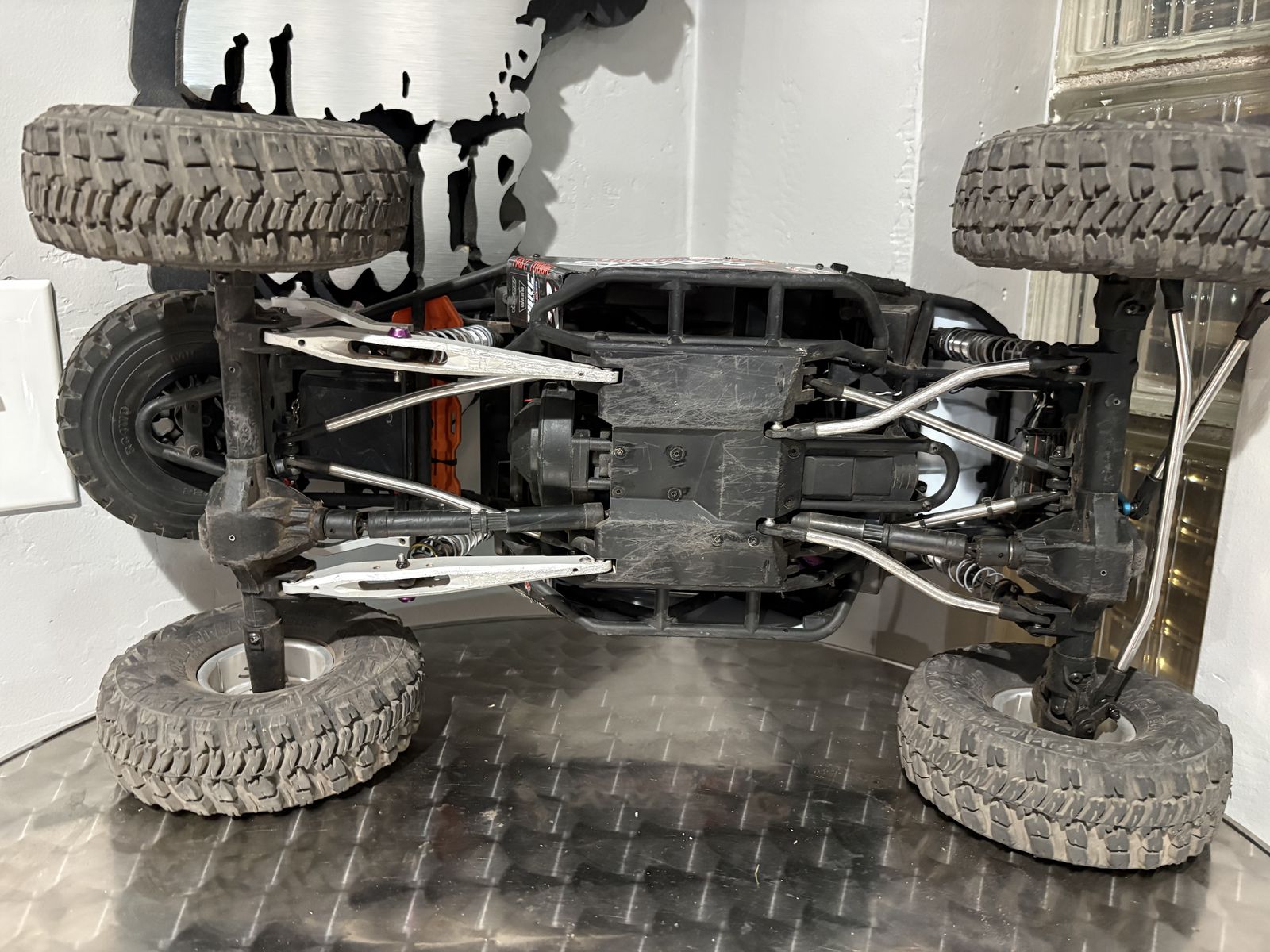 Main image 5