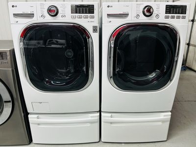 Lg Steam Electric Front Load Set With Pedestals