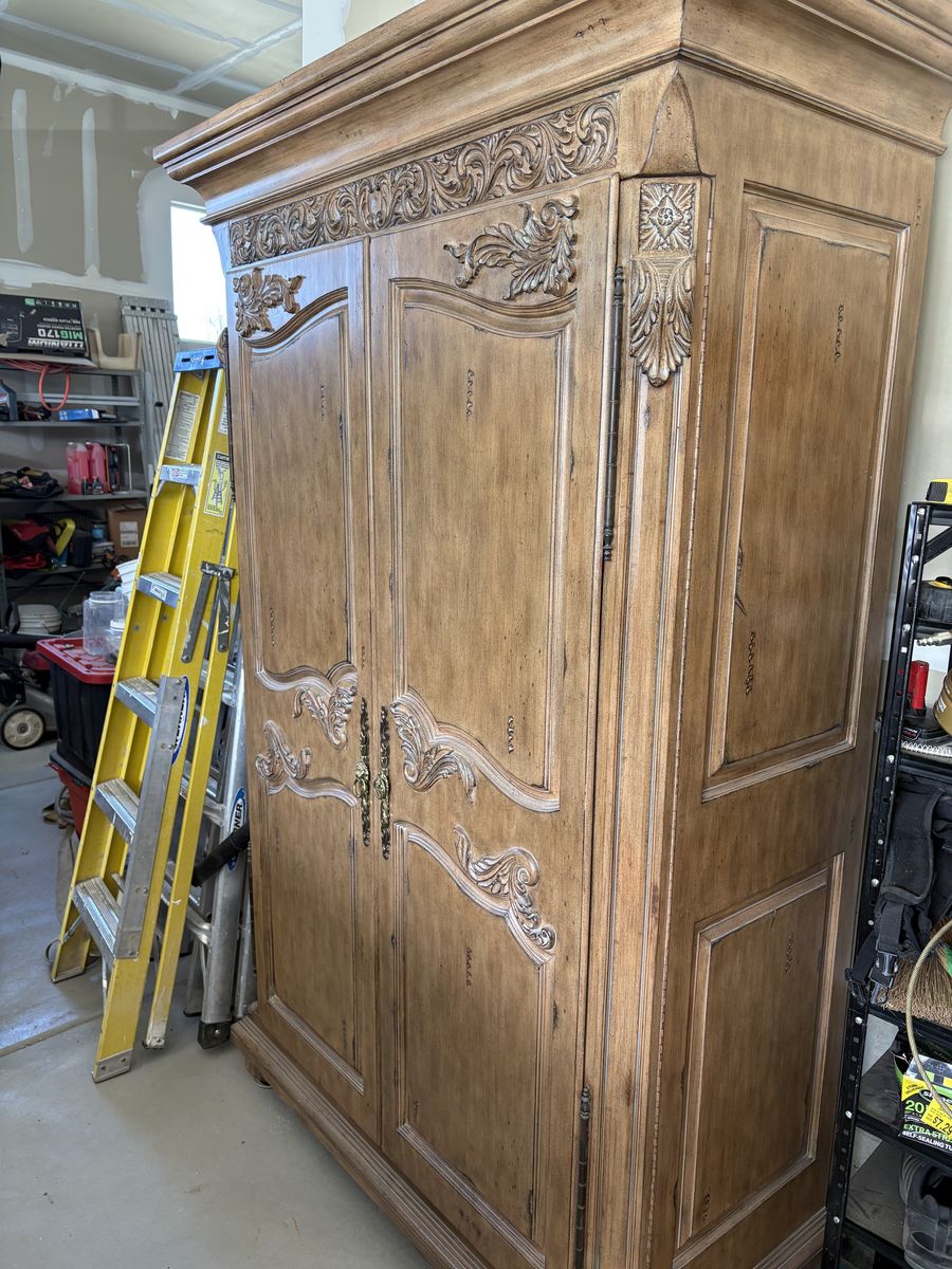 Computer cabinet, wardrobe, TV cabinet, Entertainment Center