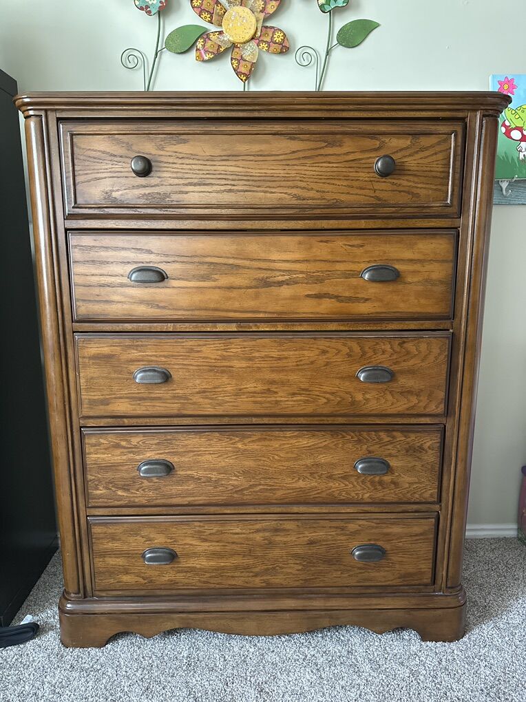 Five Drawer Dresser