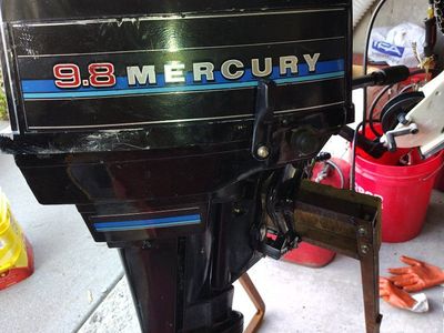 Mercury Marine 9.8 HP Outboard Boat Motor - Runs Well, 1981