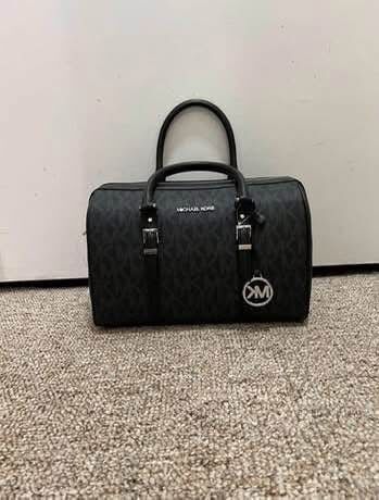 Authentic Michael Kors Women's Bag