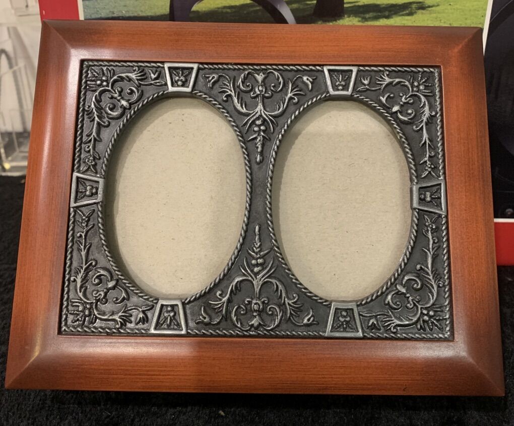 Jewelry Box With Windows For Photos (2)