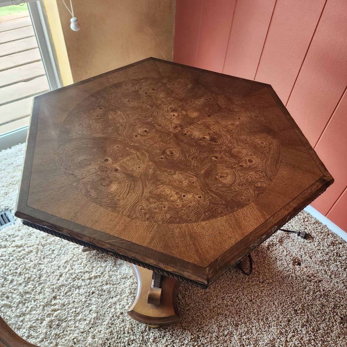 Gorgeous Vintage/Antique Burlwood Side Table