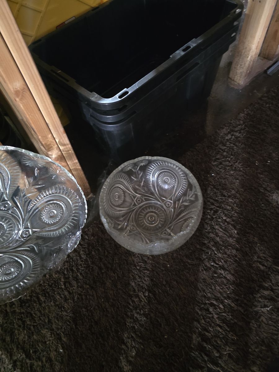 Glass bowl and plate