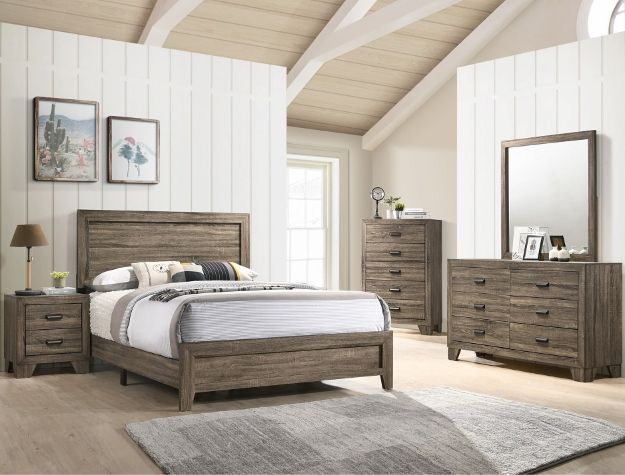 NEW Queen 6 PIECE BEDROOM SET -NEW IN BOX