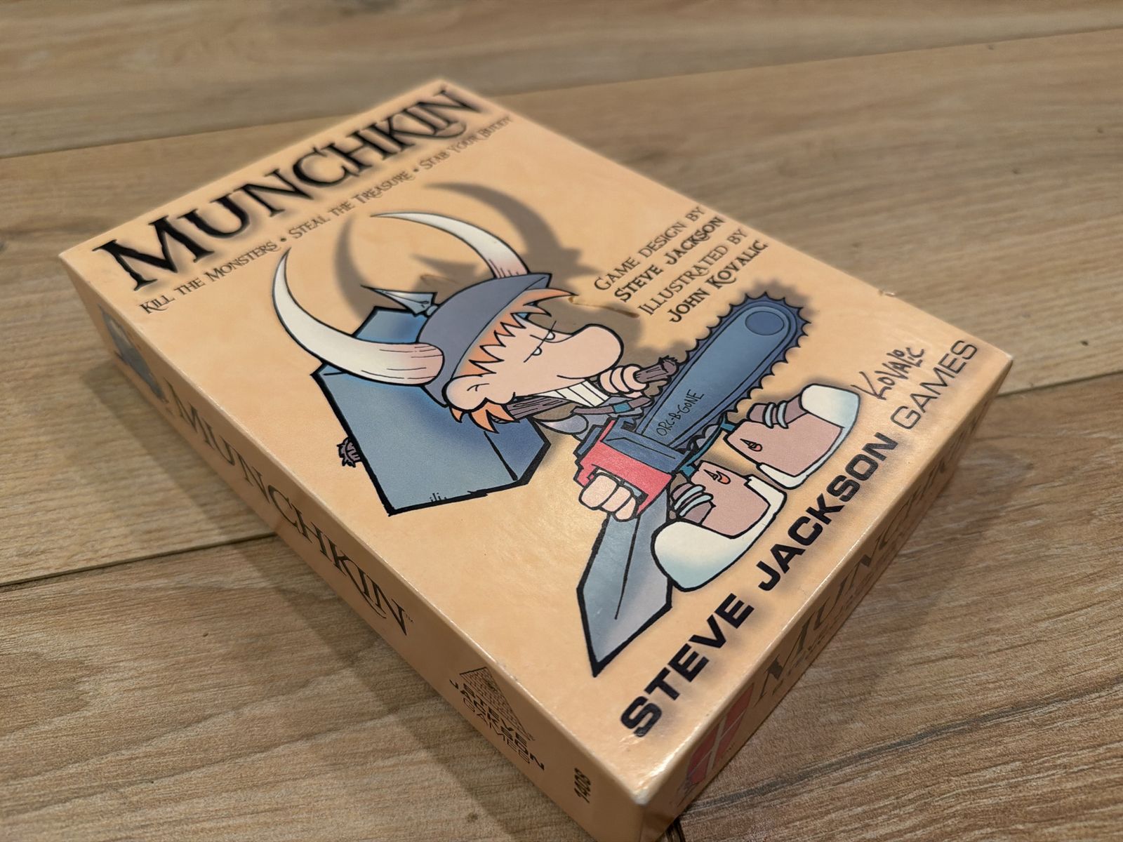 Munchkin Card Game by Steve Jackson Games - Kill Monsters, Steal Treasure, Stab Buddies
