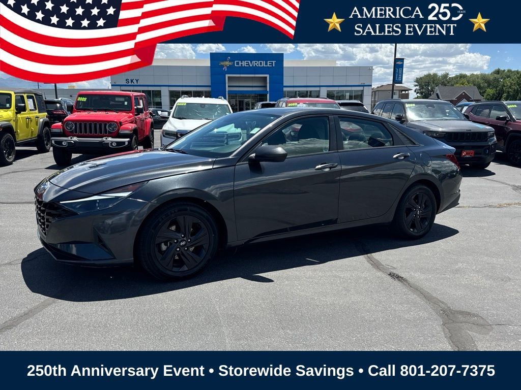 2022 Hyundai Elantra SEL