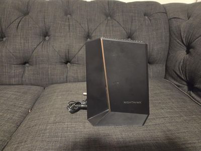 NETGEAR NightHawk Cable Modem CM2000