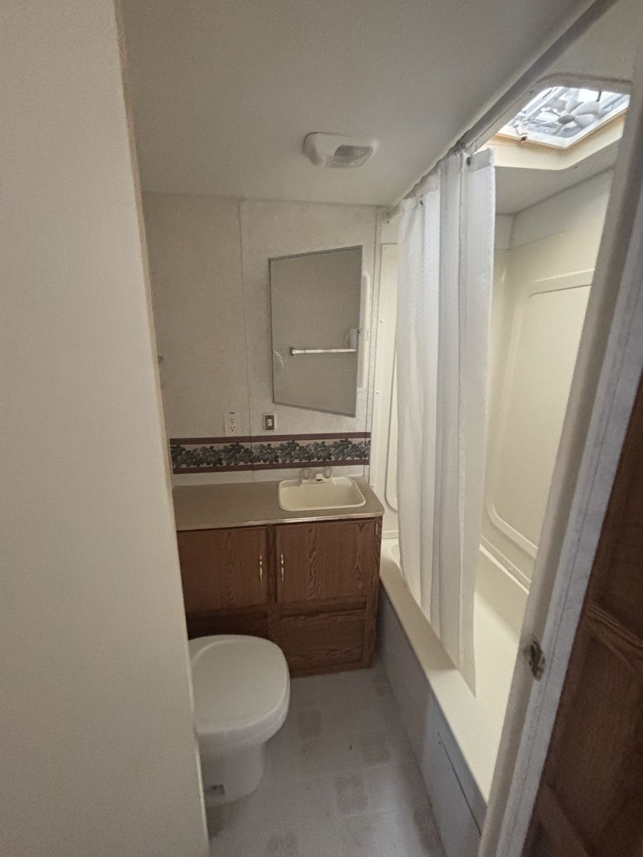 Main image 15