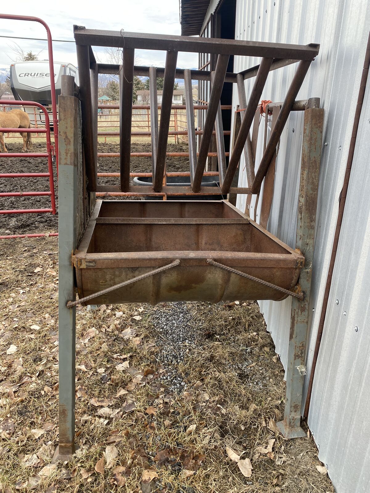 Horse Hay Feeder