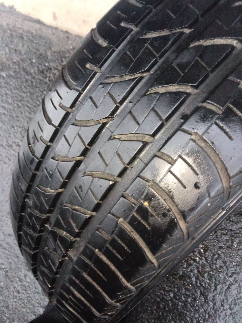 * Single 175/65R14 Tire *