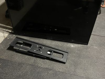 50” TV and wall bracket