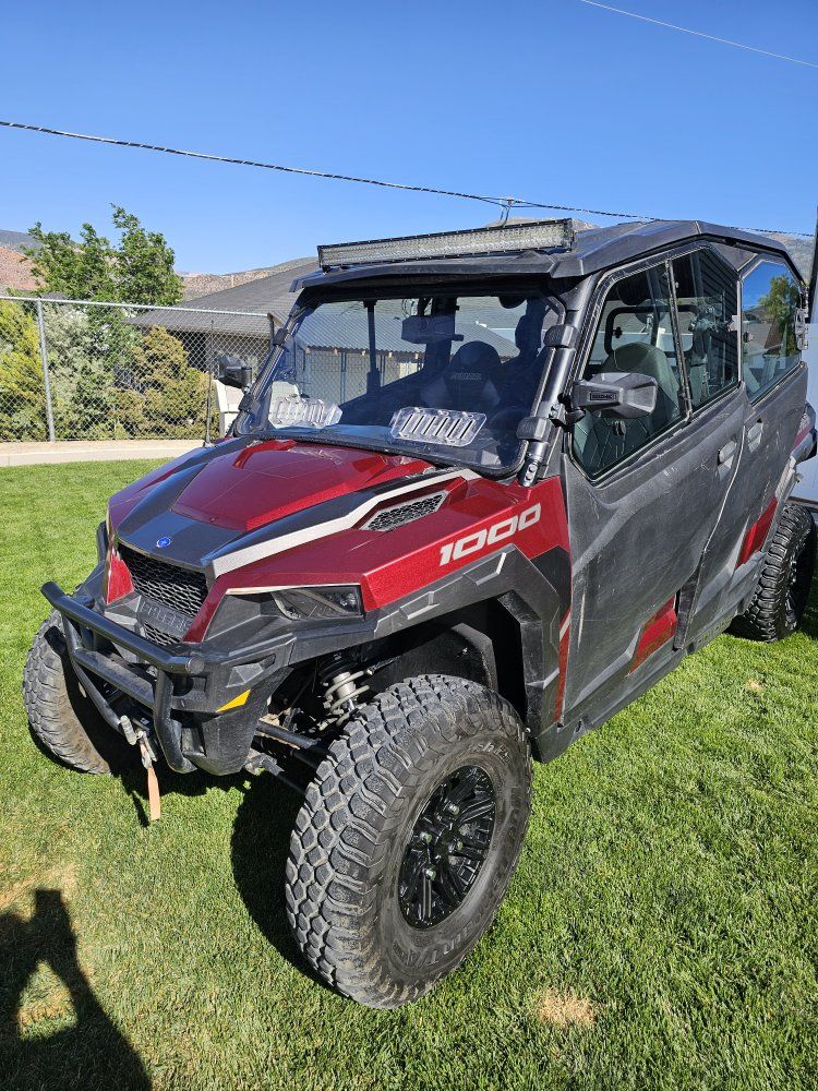 Polaris General 1000 UTV - Fully Enclosed, Low Miles, Excellent Condition