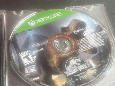 Jurassic World Evolution - Xbox One (Microsoft) - Dinosaur Park Management Sim - UsedExcellent Condition