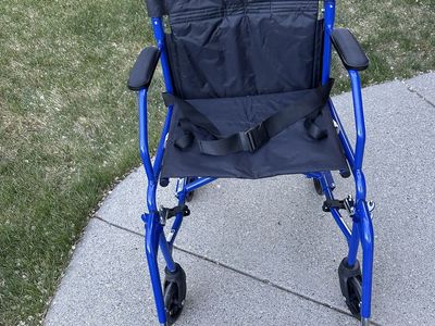 Medline Manual Wheelchair Like New