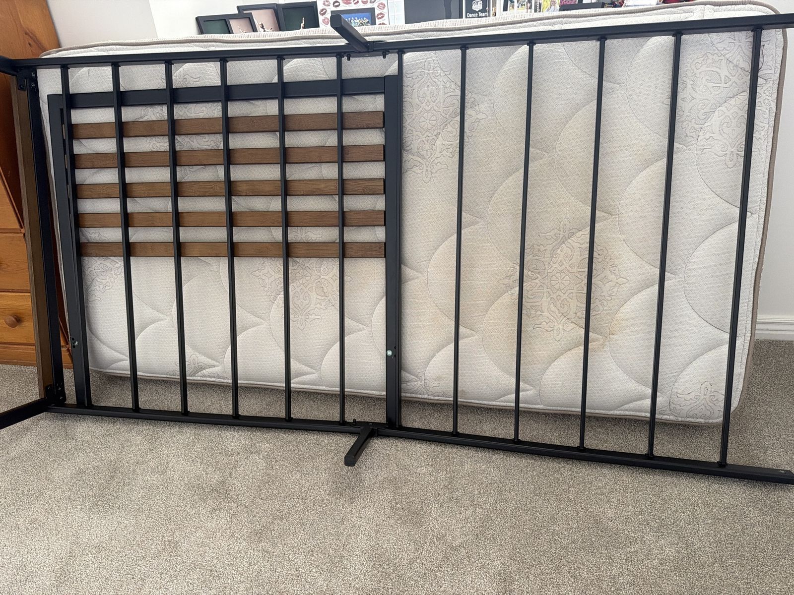 Bed frame and mattress 