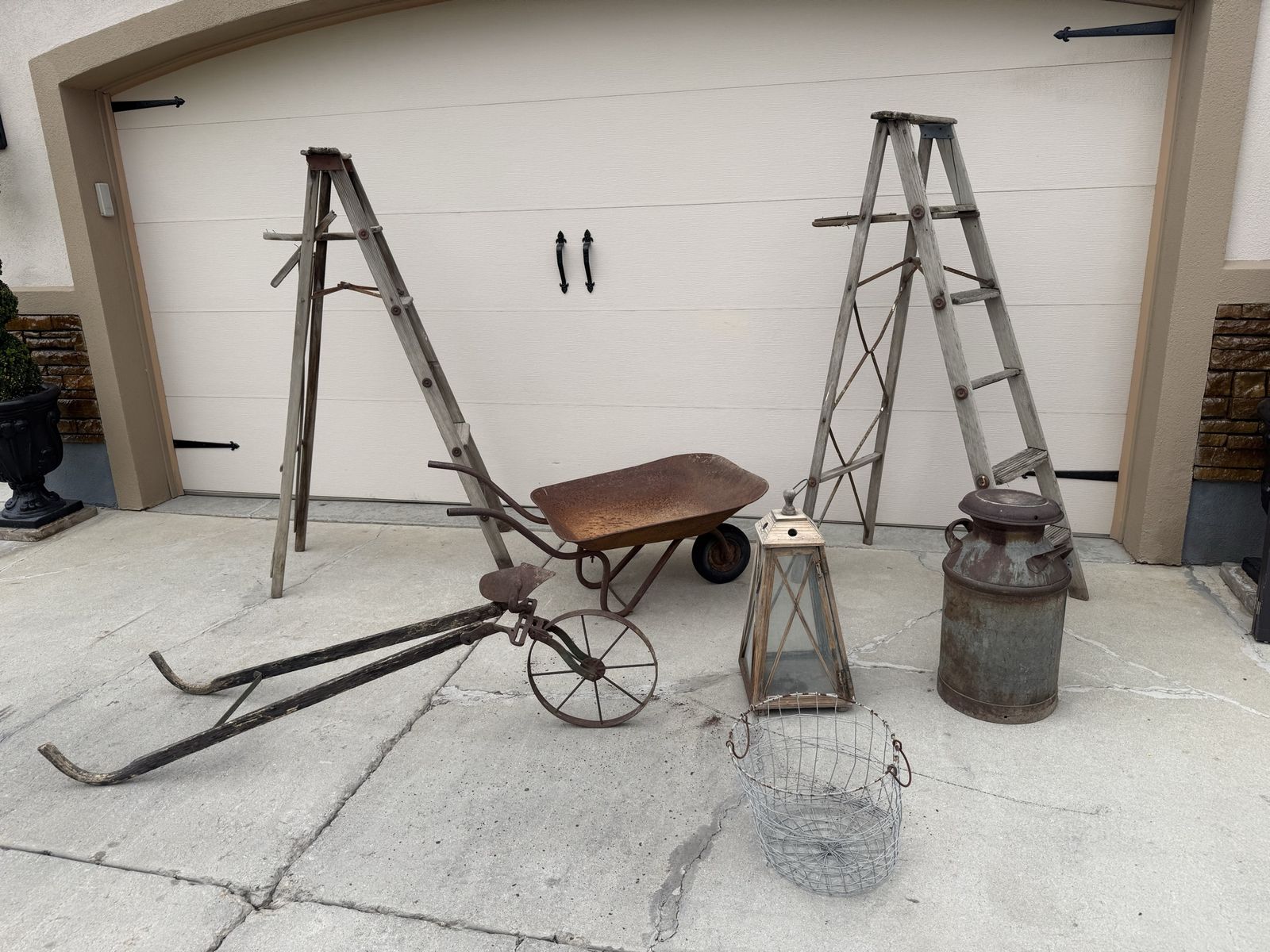 Old antiques used for a wedding prices below