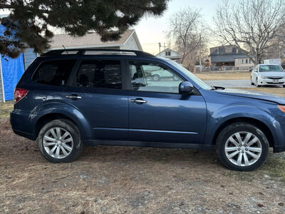 2011 SUBARU FORESTER