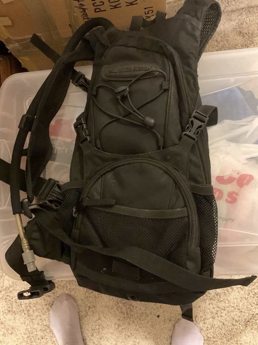 High Sierra Black Hydration Pack Backpack - New