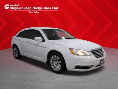 2014 Chrysler 200 LX