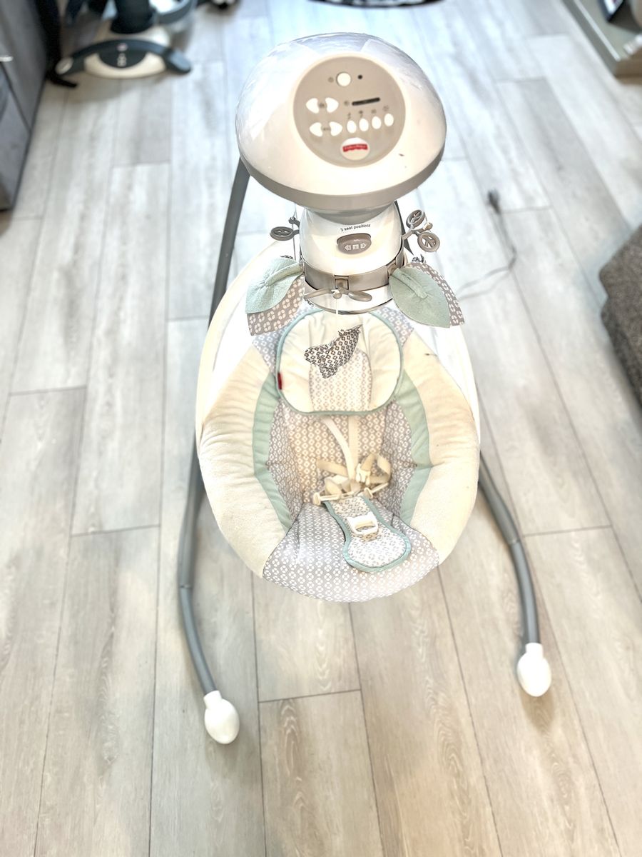Baby Swing Fisher Price