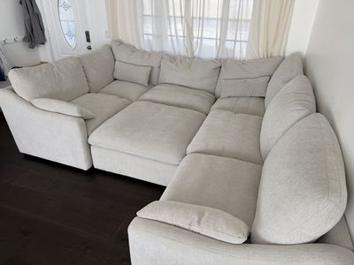 Kennedy sectional