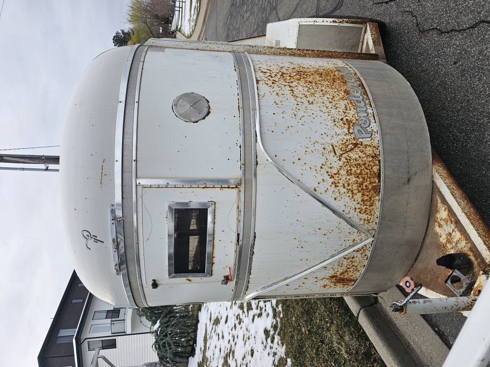 Horse Trailer 2002 Ponderosa 2 horse