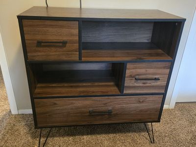 Storage Cabinet / Accent Cabinet – $25