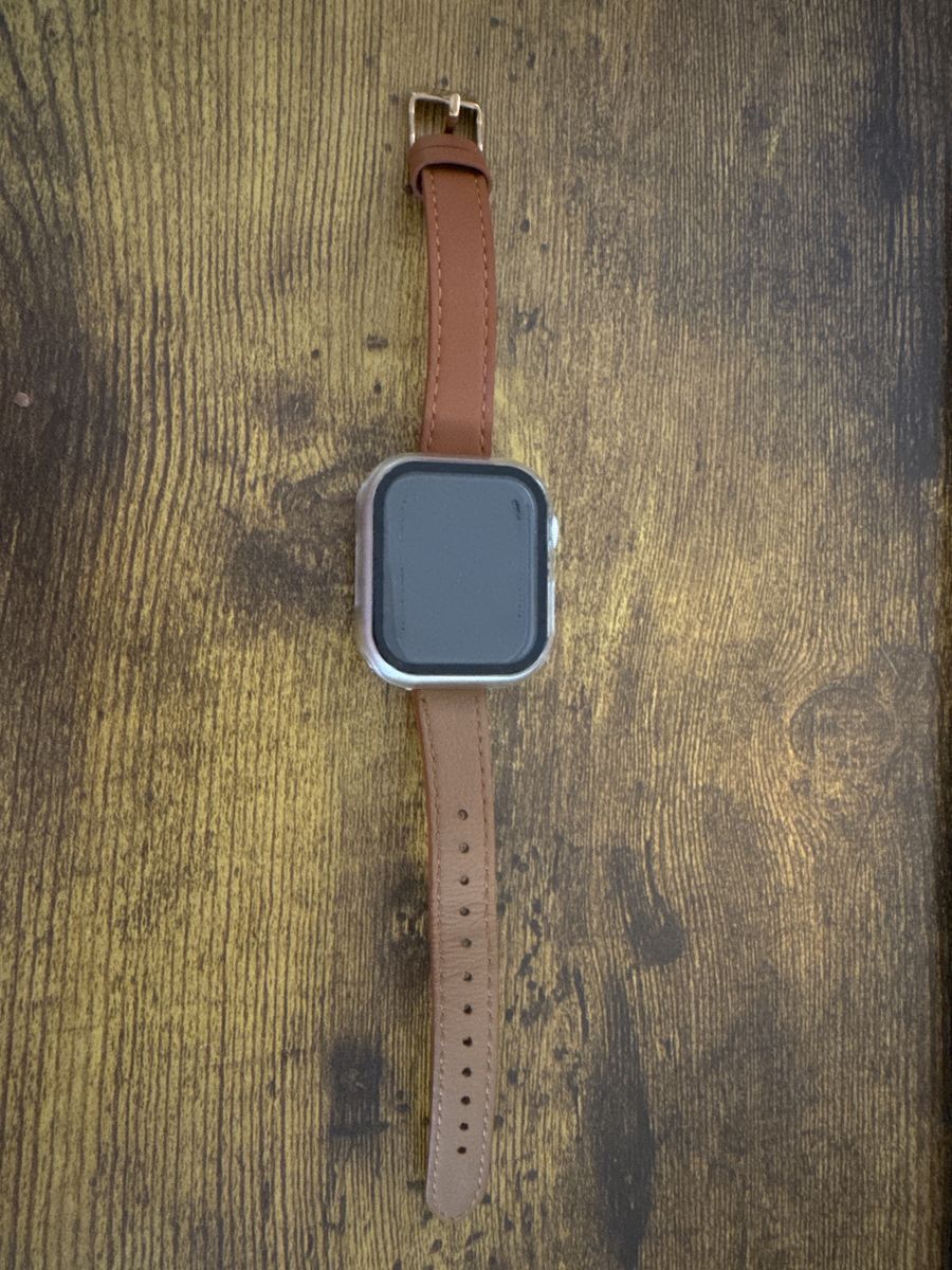 Apple Watch Series 8 (GPS) / 41mm Case - Aluminum