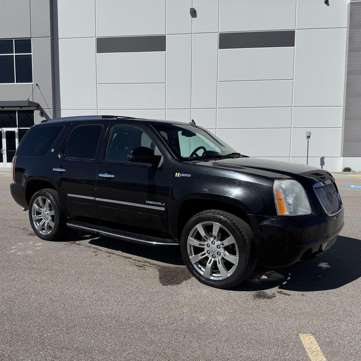 2013 GMC Yukon Denali Hybrid
