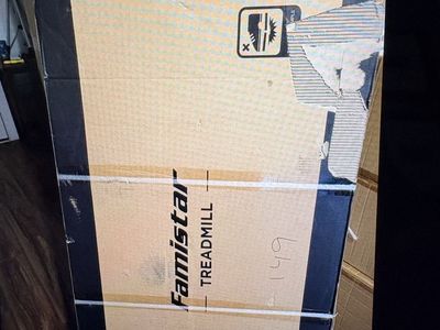 Famistar Treadmill For Sale.