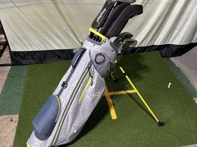 Awesome! Beginner golf set