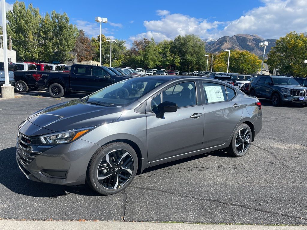 2025 Nissan Versa SR