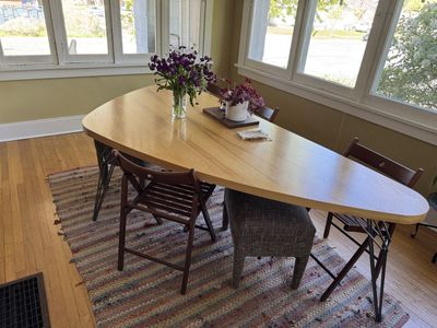 Saloom Dining Table