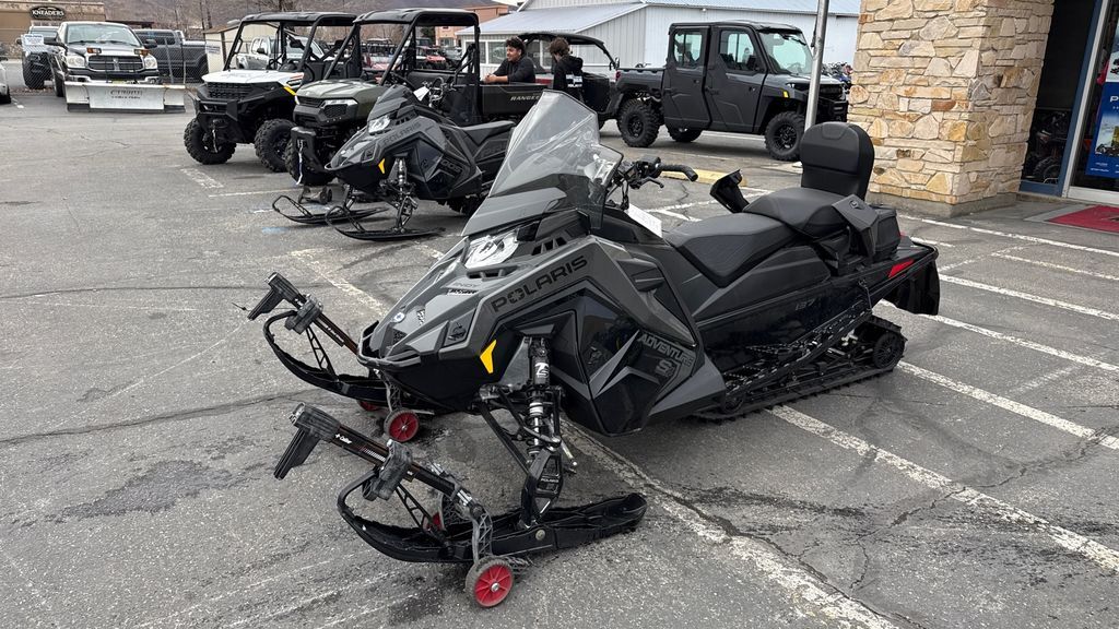 2025 Polaris® ProStar S4 INDY Adventure 137 Dark T