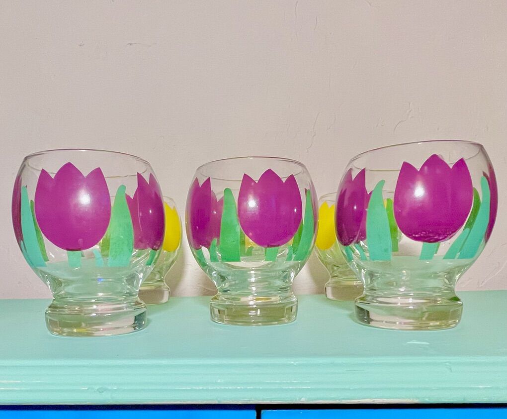 VINTAGE TULIP GOBLETS