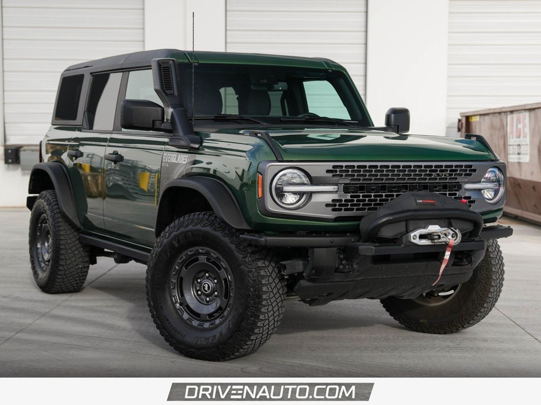 2023 Ford Bronco Everglades Advanced