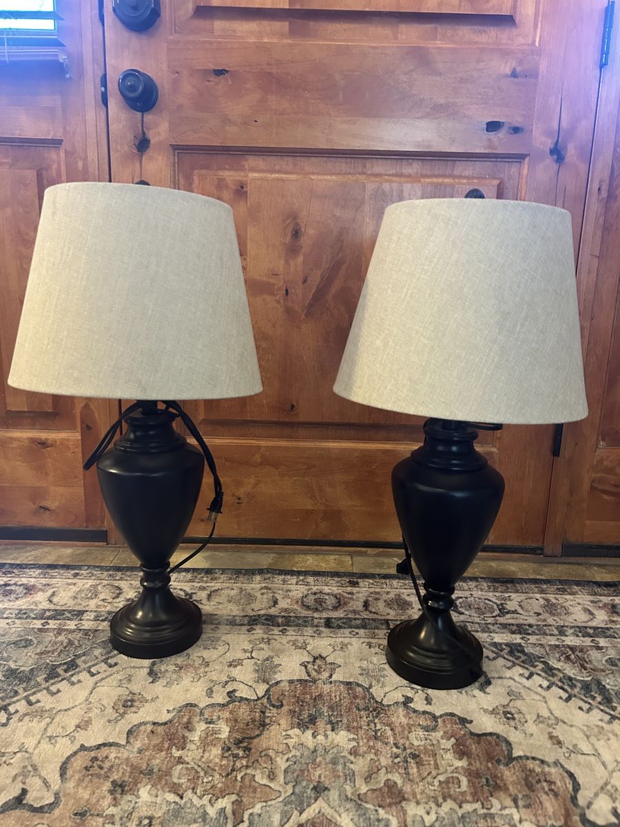 Set Of 2 Lamps