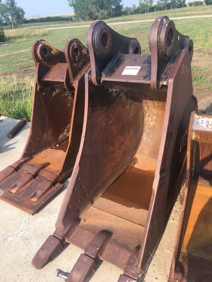 Komatsu 400 Excavator Buckets