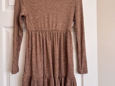 Women's LightWeIght Ribbed Tan Dress