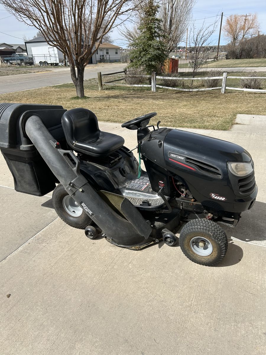 Craftsman Riding Lawnmower YS4500