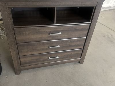 Wood Dresser