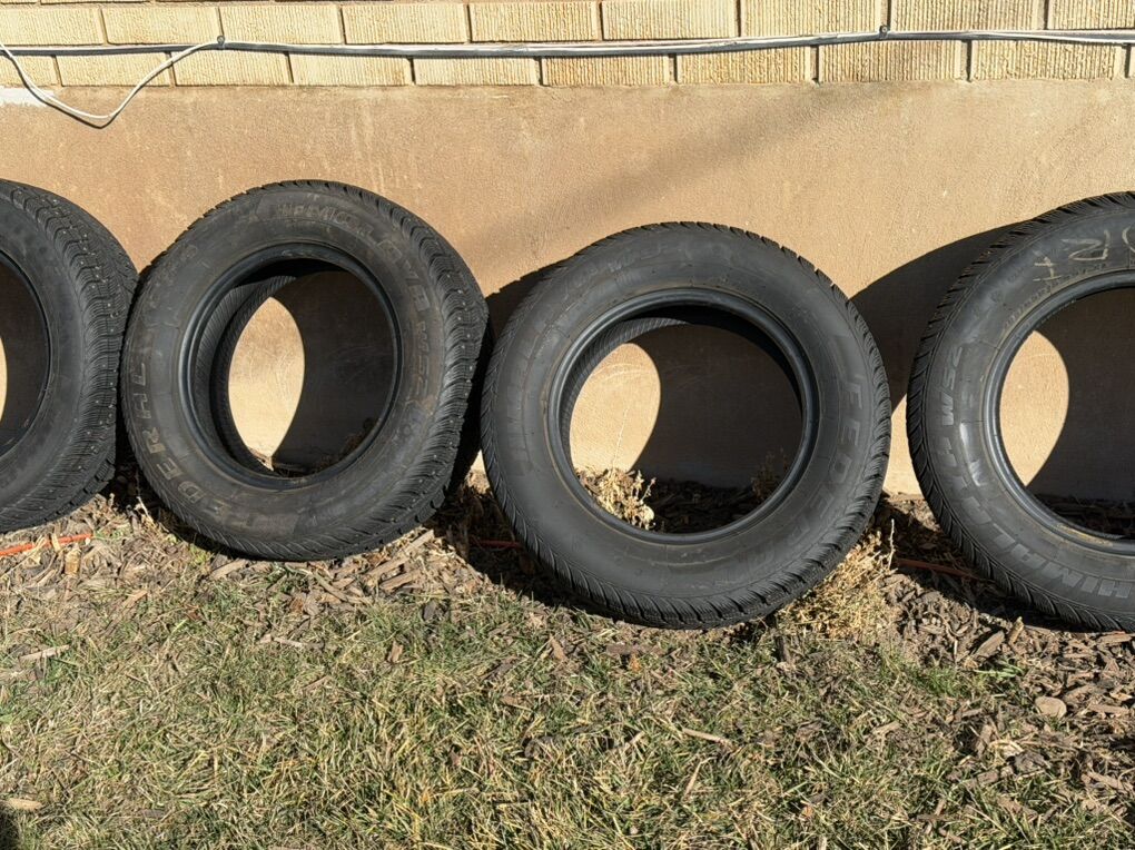 Studded Federal Himalaya WS2 Winter Tires