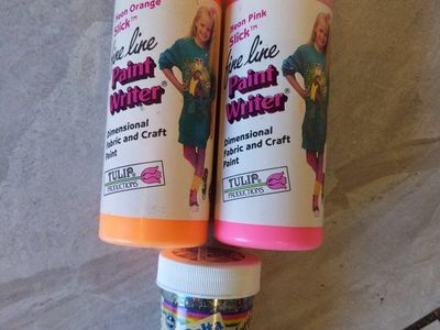 1980s-1990s Puff Paint- for collectors - Neon Orange & Pink