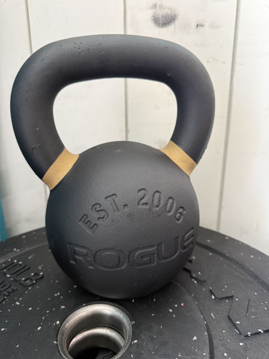 New 40 Pound Rogue Fitness Kettlebell 18kg
