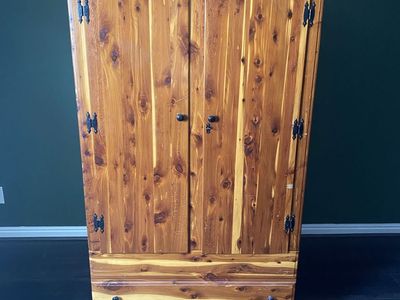Armoire