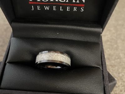 Men’s Ring Wedding Band