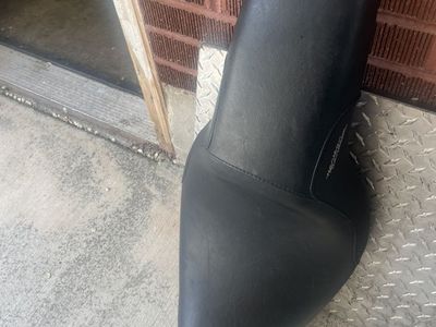 Harley Davidson Badlanders Seats